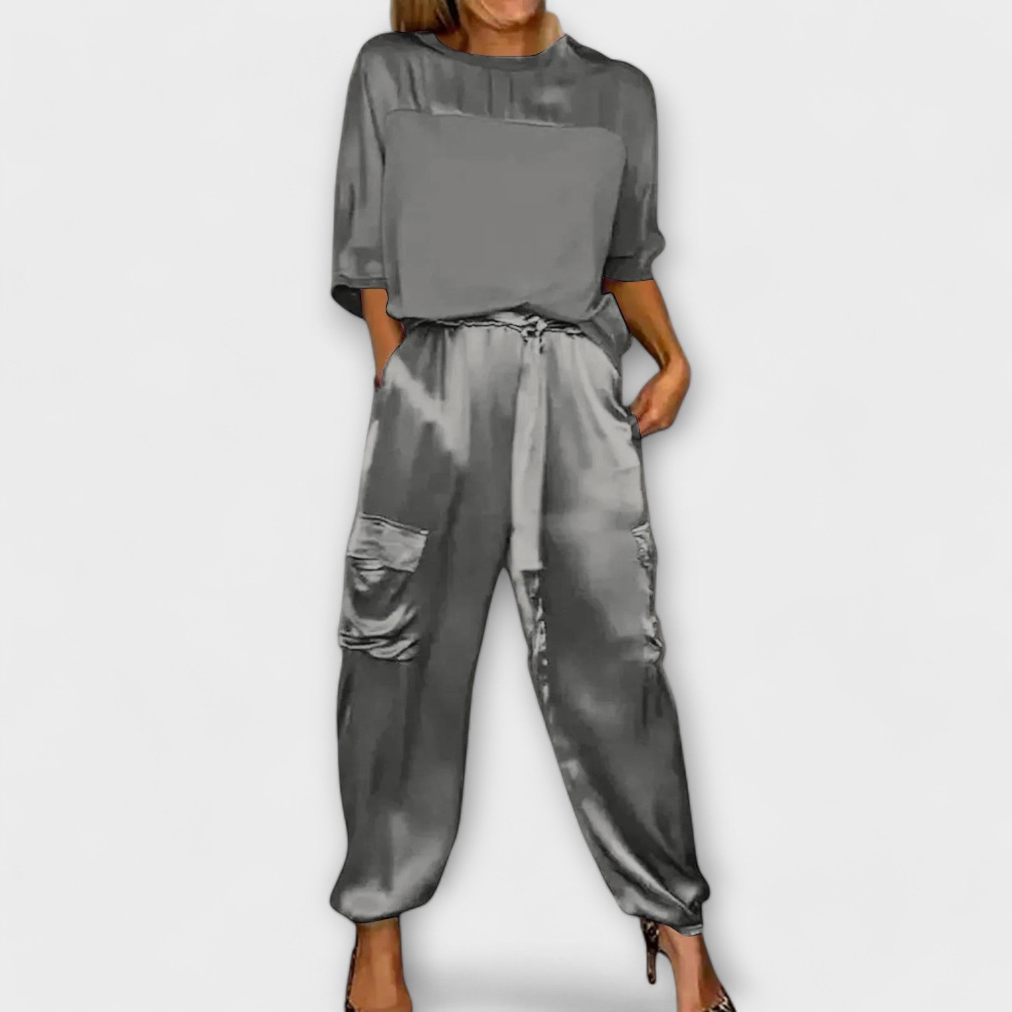 Two-Piece Set