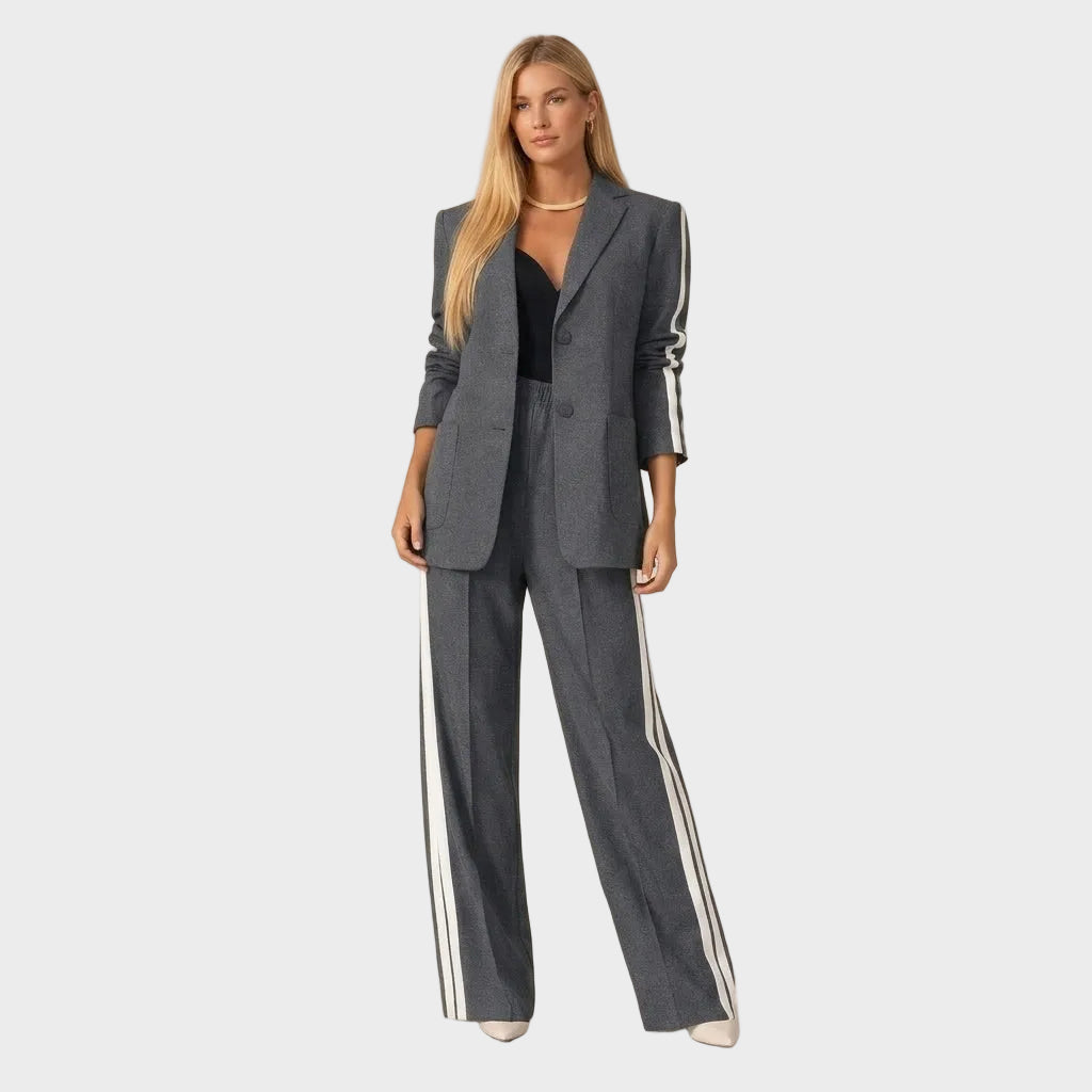 Ewa - Suit with Tailored Blazer