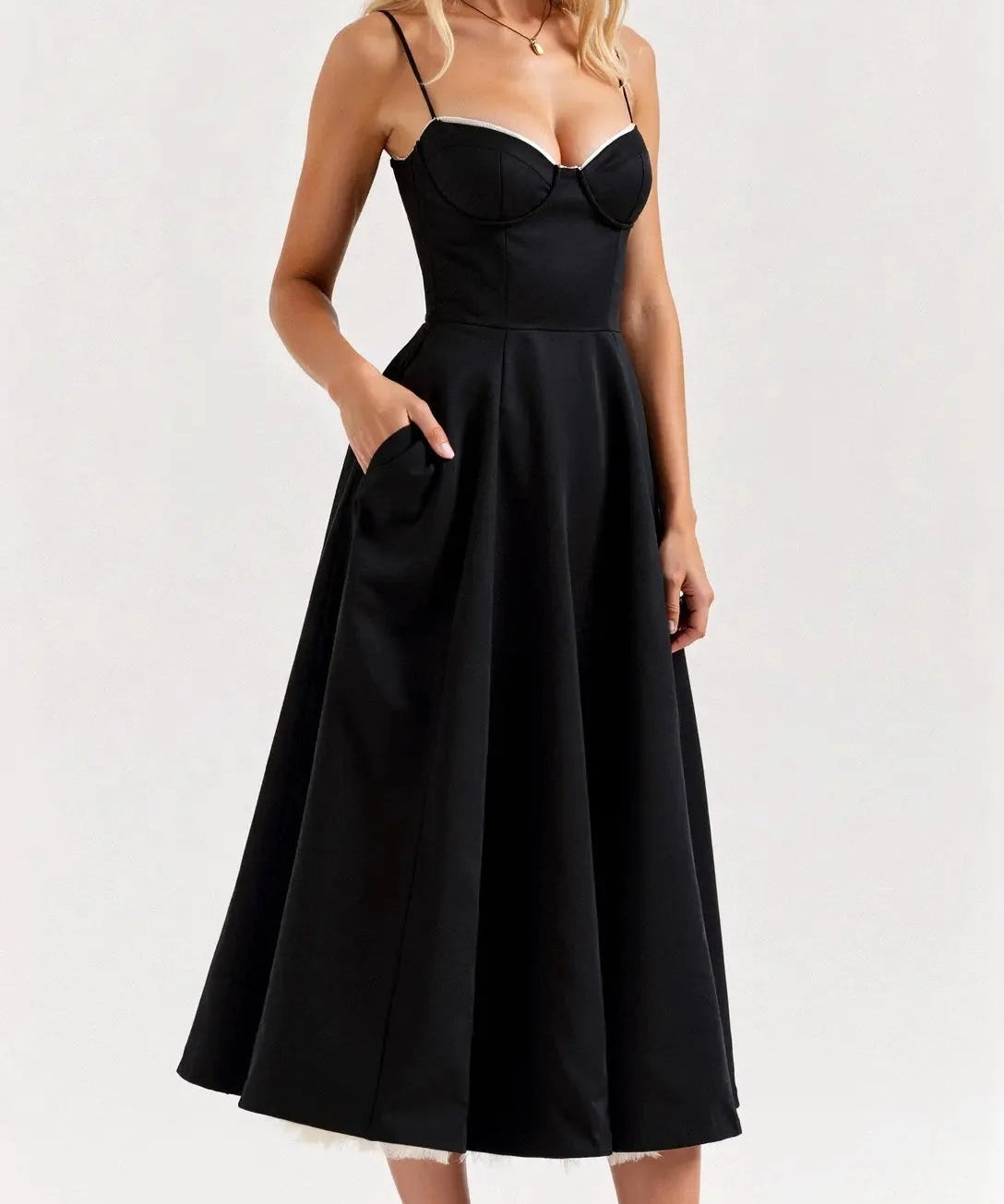 Isolde Elegant Tulle Midi Dress