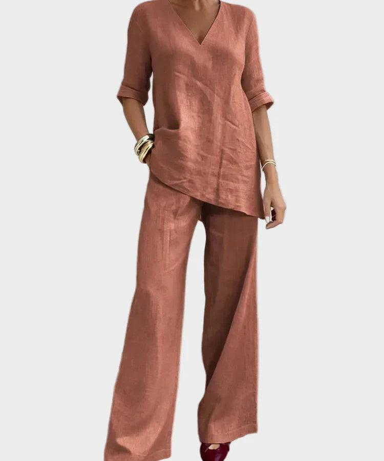 Susana - Two-Piece Set with Half-Sleeve Top and Straight Trousers