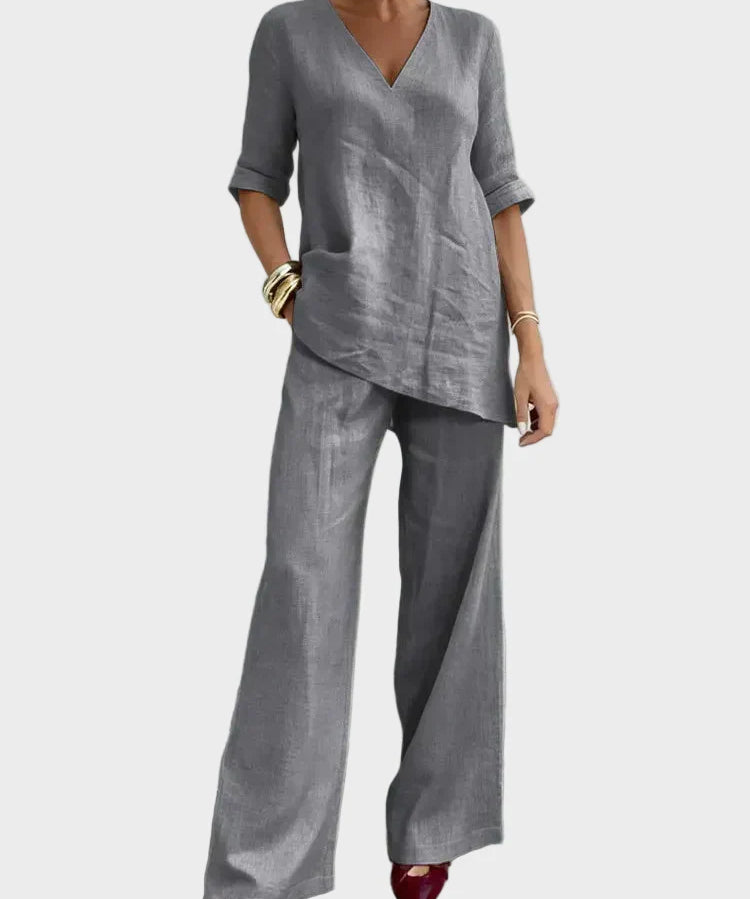 Susana - Two-Piece Set with Half-Sleeve Top and Straight Trousers